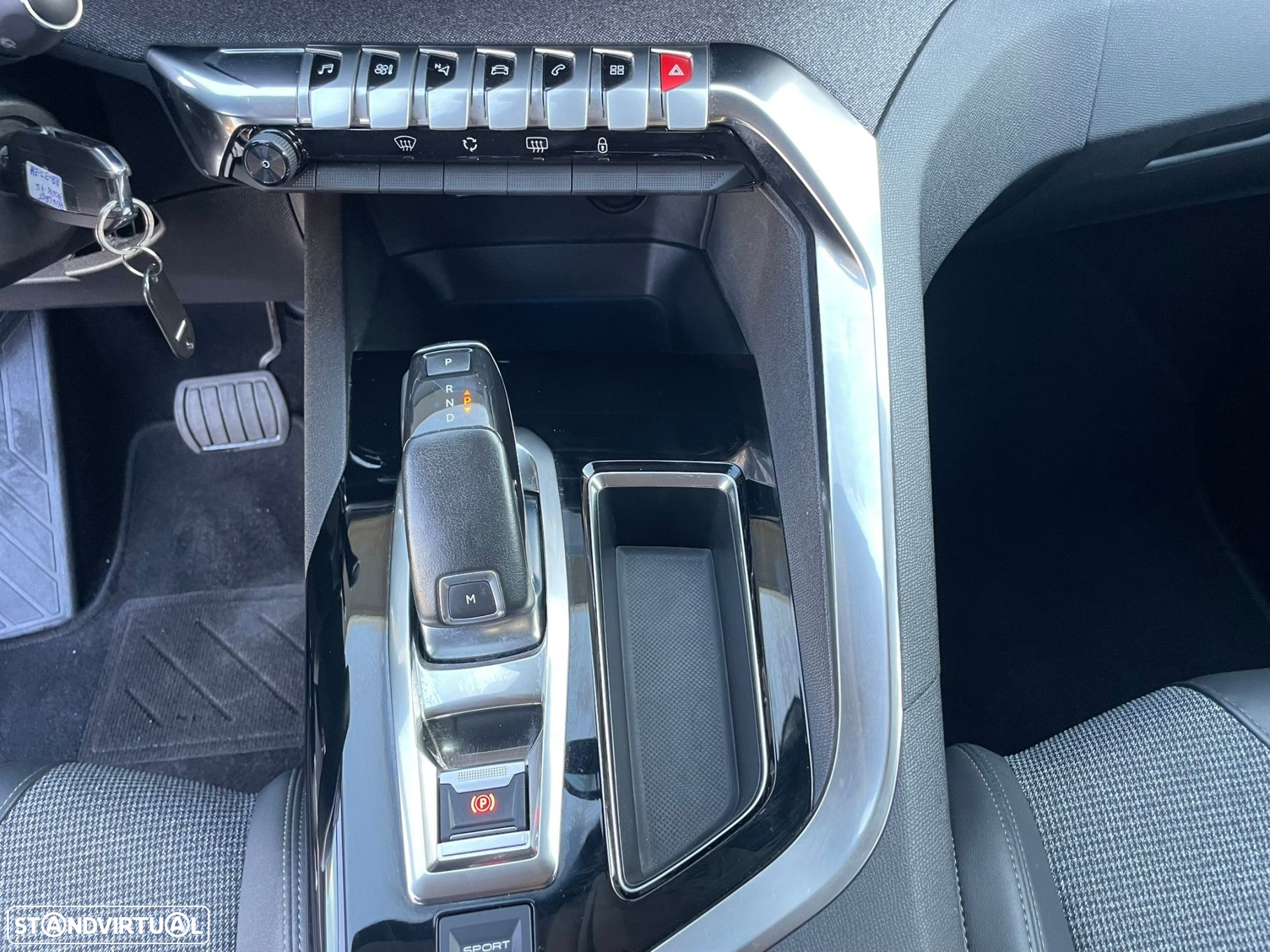 Peugeot 3008 1.5 BlueHDi Allure EAT8 - 35