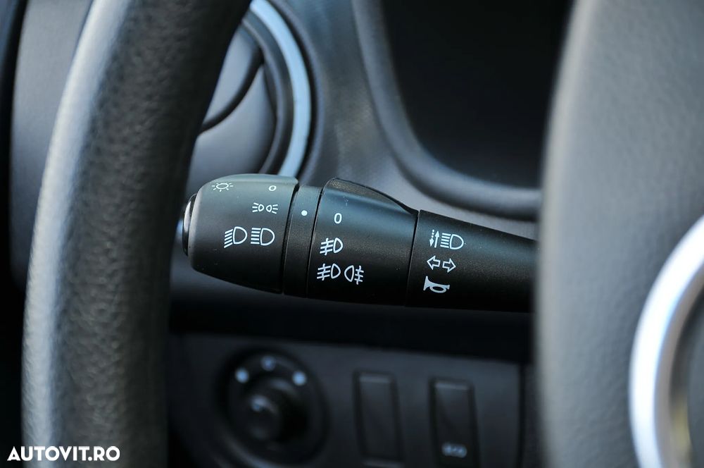 Dacia Logan dCi 90 Prestige - 17