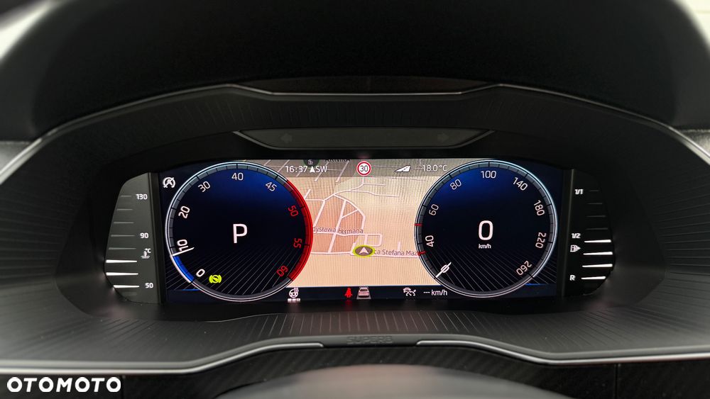 Skoda Superb 2.0 TDI SCR Sportline DSG - 22