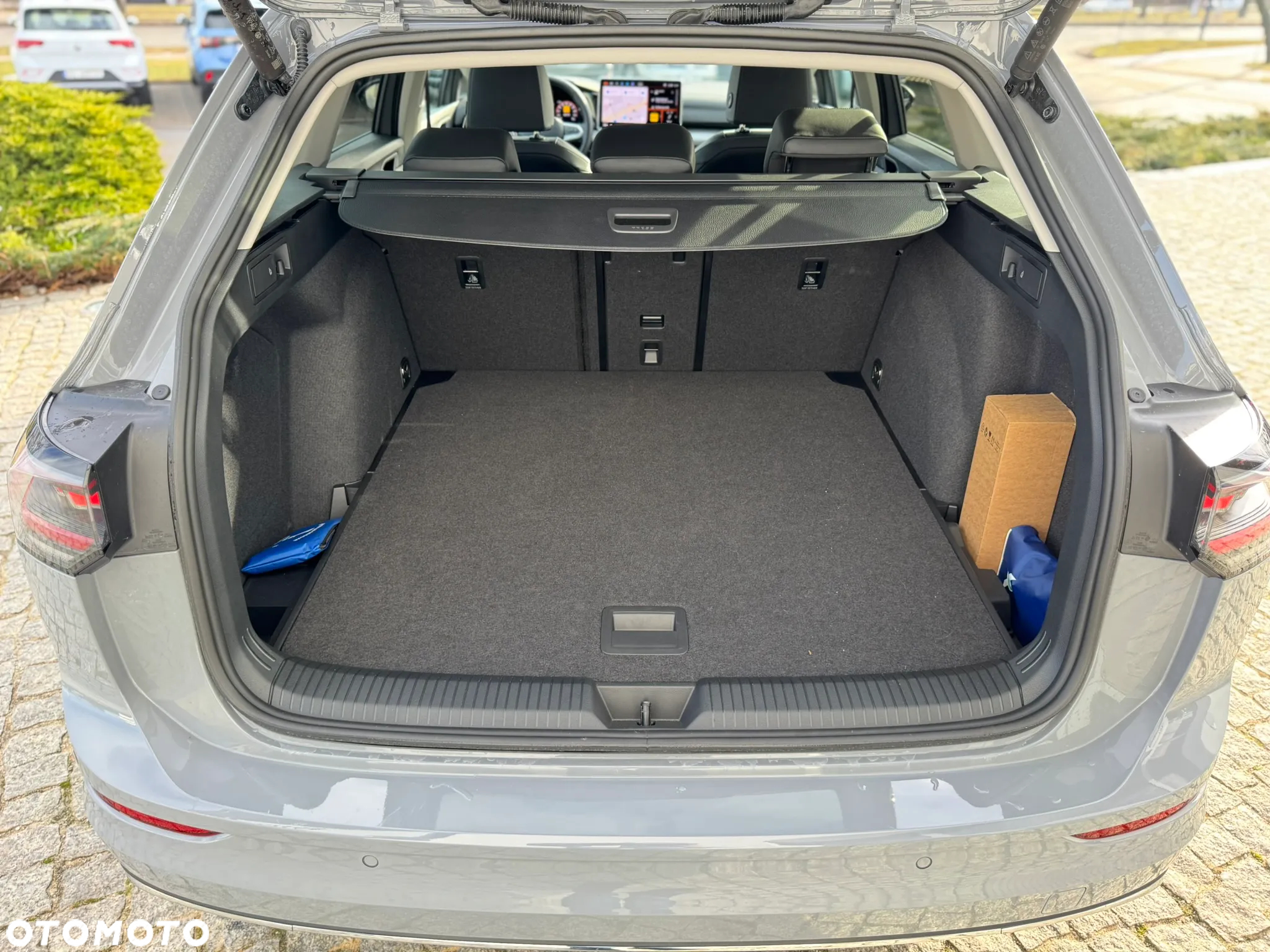 Volkswagen Golf Variant 1.5 eTSI OPF DSG Style - 33