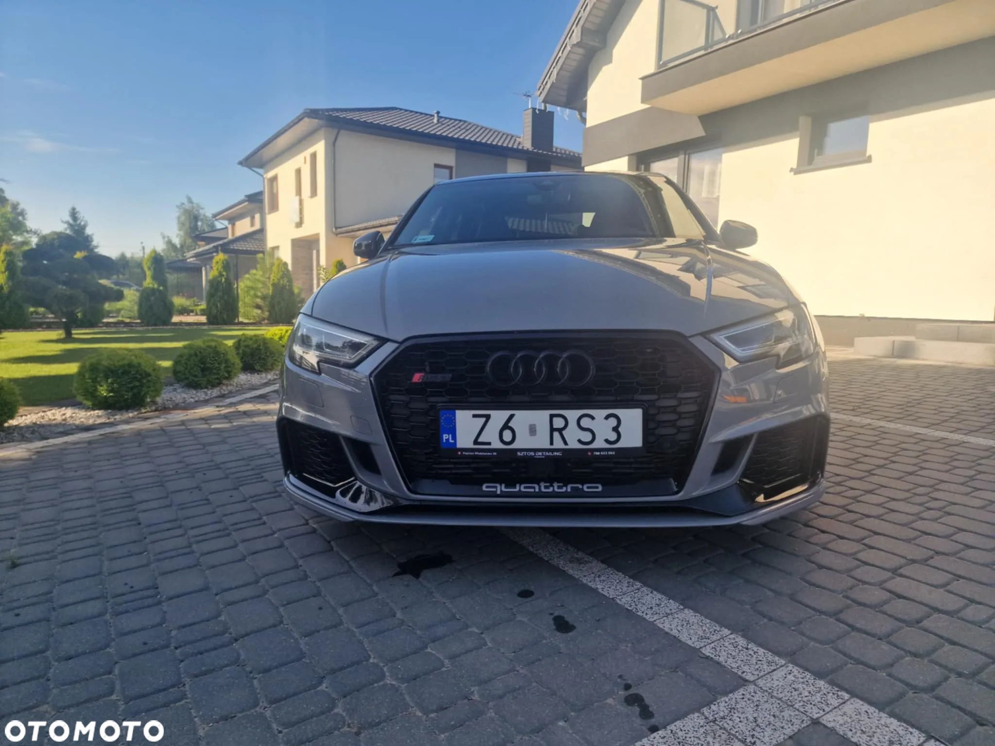 Audi RS3 Limousine - 1