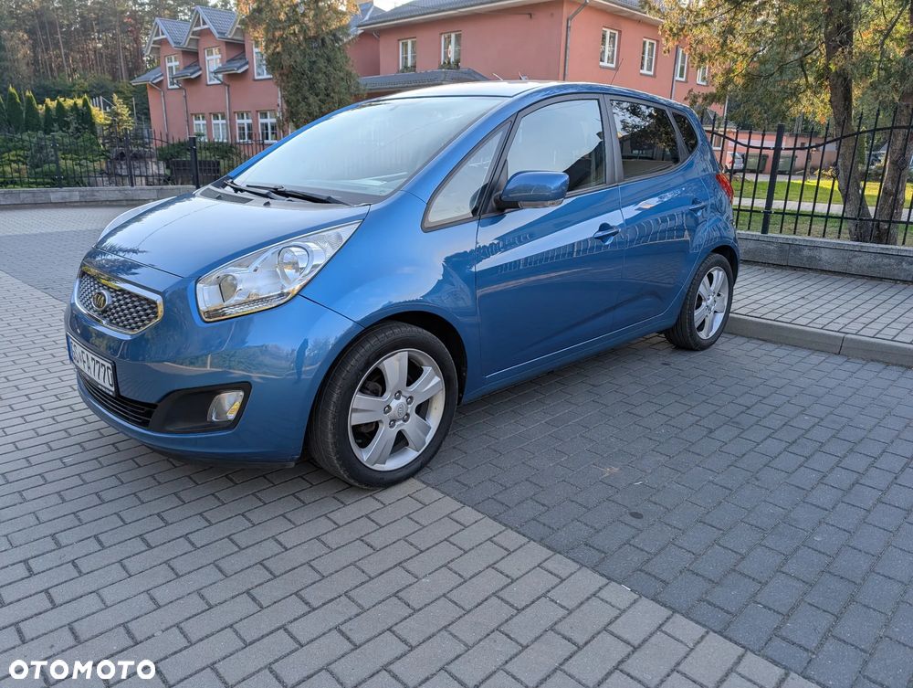 Kia Venga 1.6 L - 17