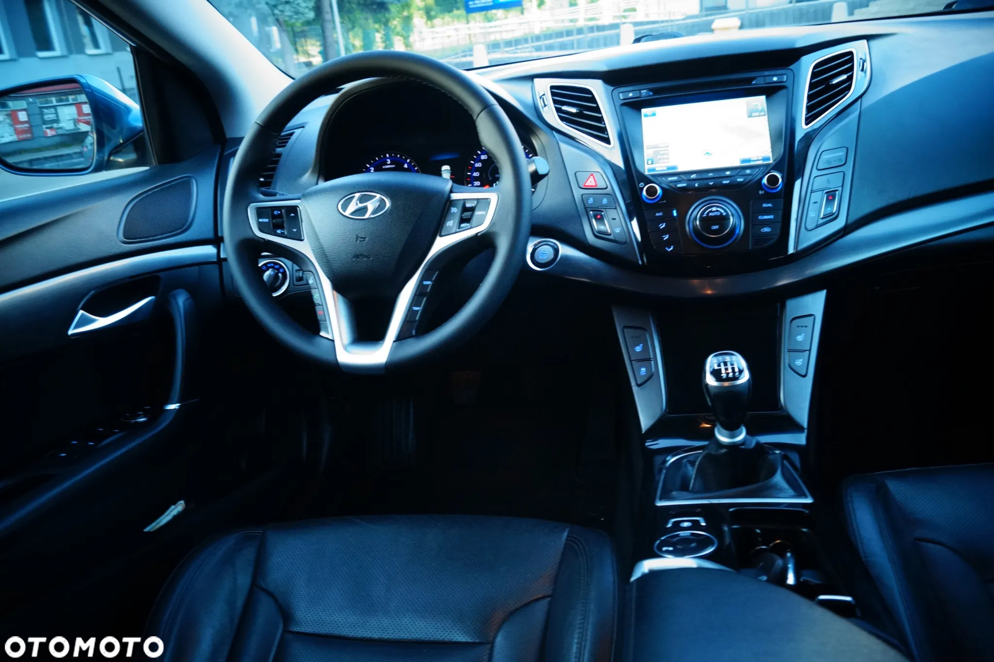 Hyundai i40 Kombi 1.7 CRDi Premium - 13