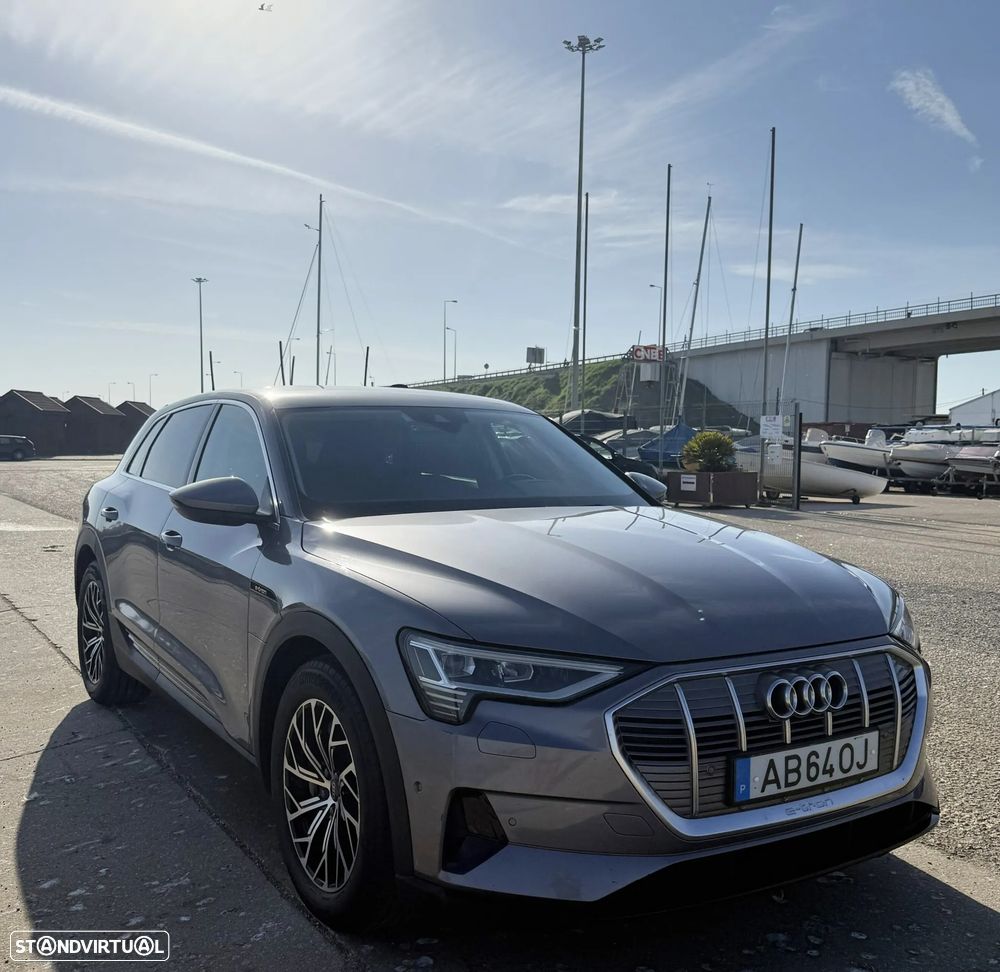 Audi e-tron 55 quattro - 10