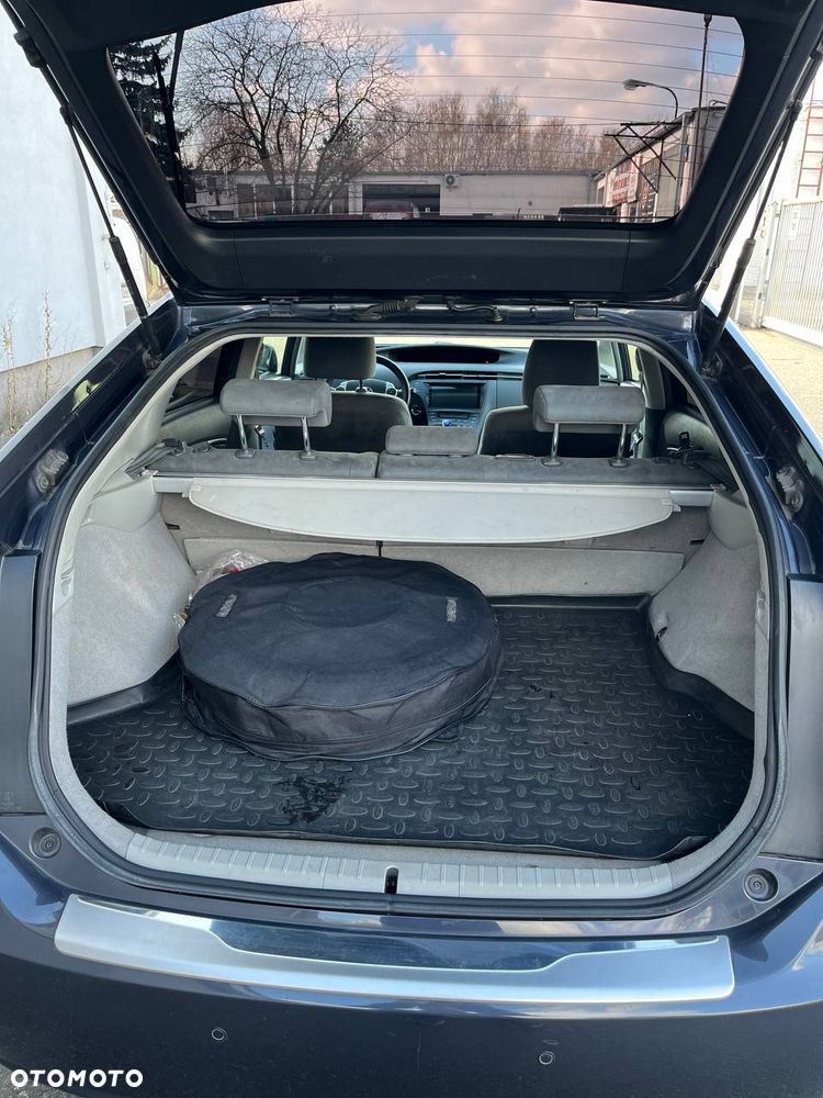 Toyota Prius 1.8 HSD Sol - 6