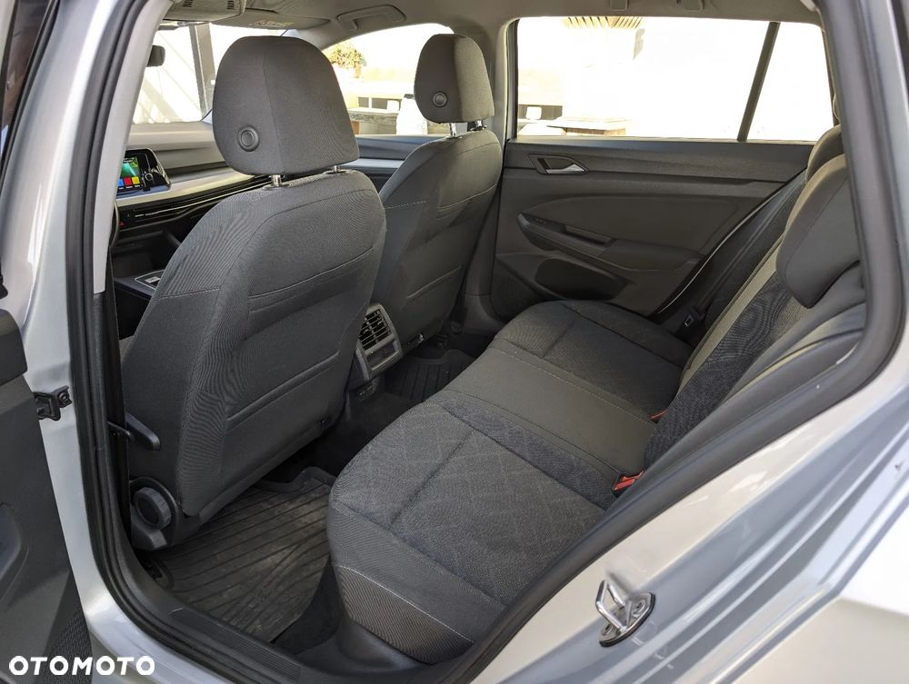 Volkswagen Golf - 29