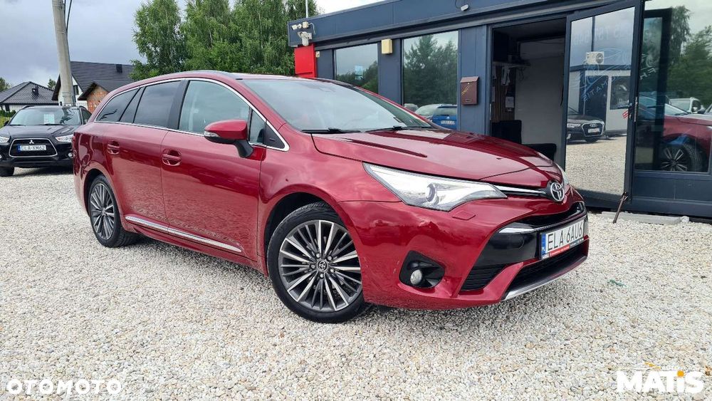 Toyota Avensis - 32