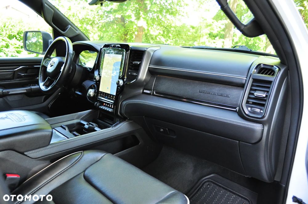 RAM 1500 5.7 Crew Cab Limited - 16