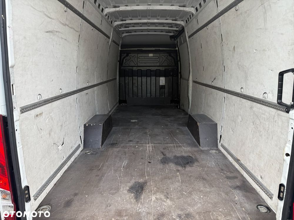Iveco Daily 35S140, 2,3 140KM, L4H2, Zadbany, Niski przebieg - 8