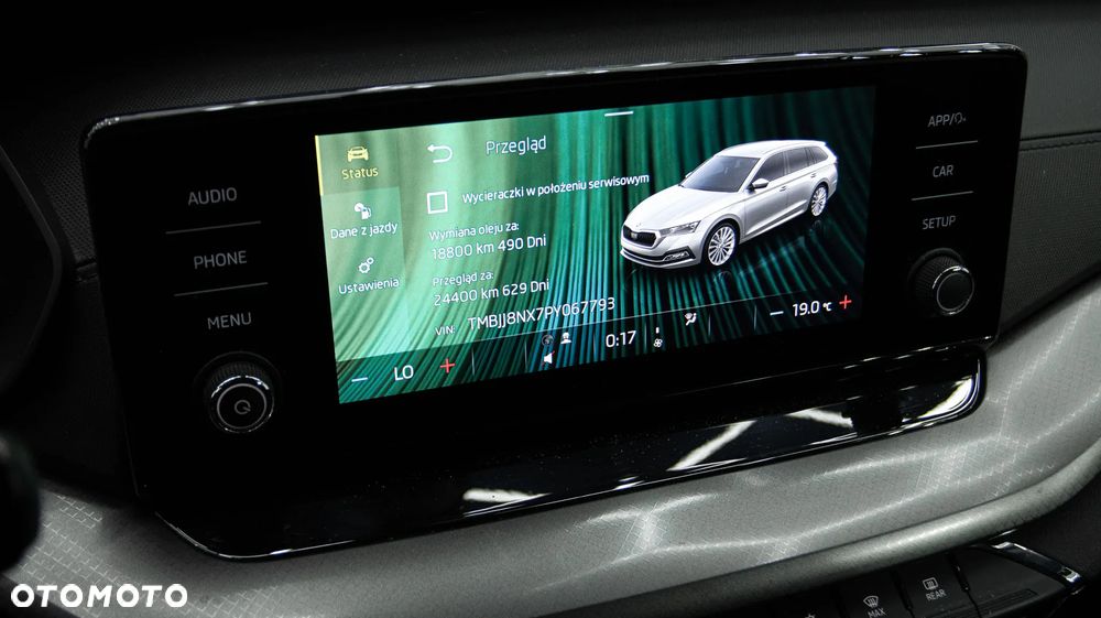 Skoda Octavia 2.0 TDI Ambition DSG - 25