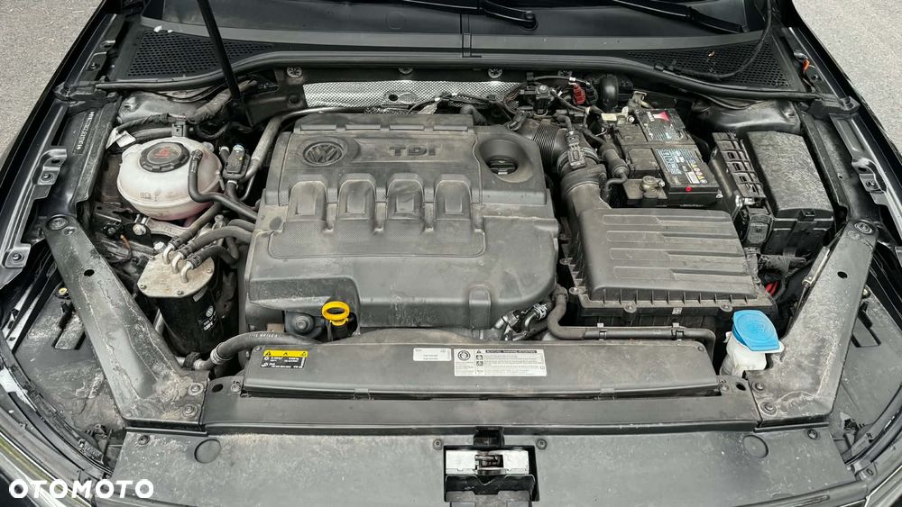 Volkswagen Passat 1.6 TDI BMT Comfortline - 4