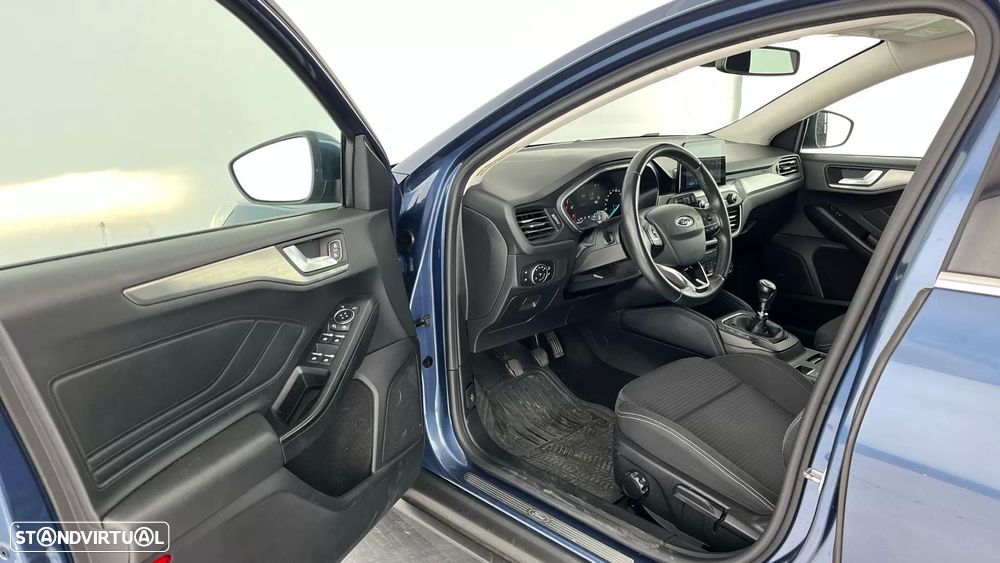 Ford Focus SW 1.0 EcoBoost Titanium - 12