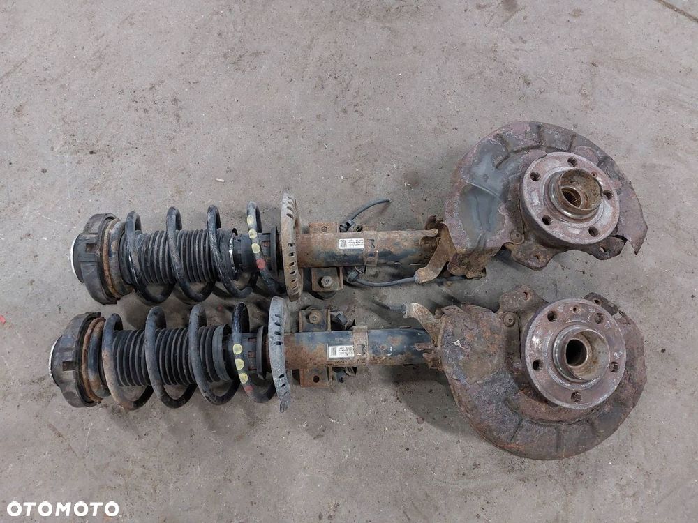 AMORTYZATOR SPRĘŻYNA ZWROTNICA  PRAWY PRZÓD SKODA FABIA II - 1