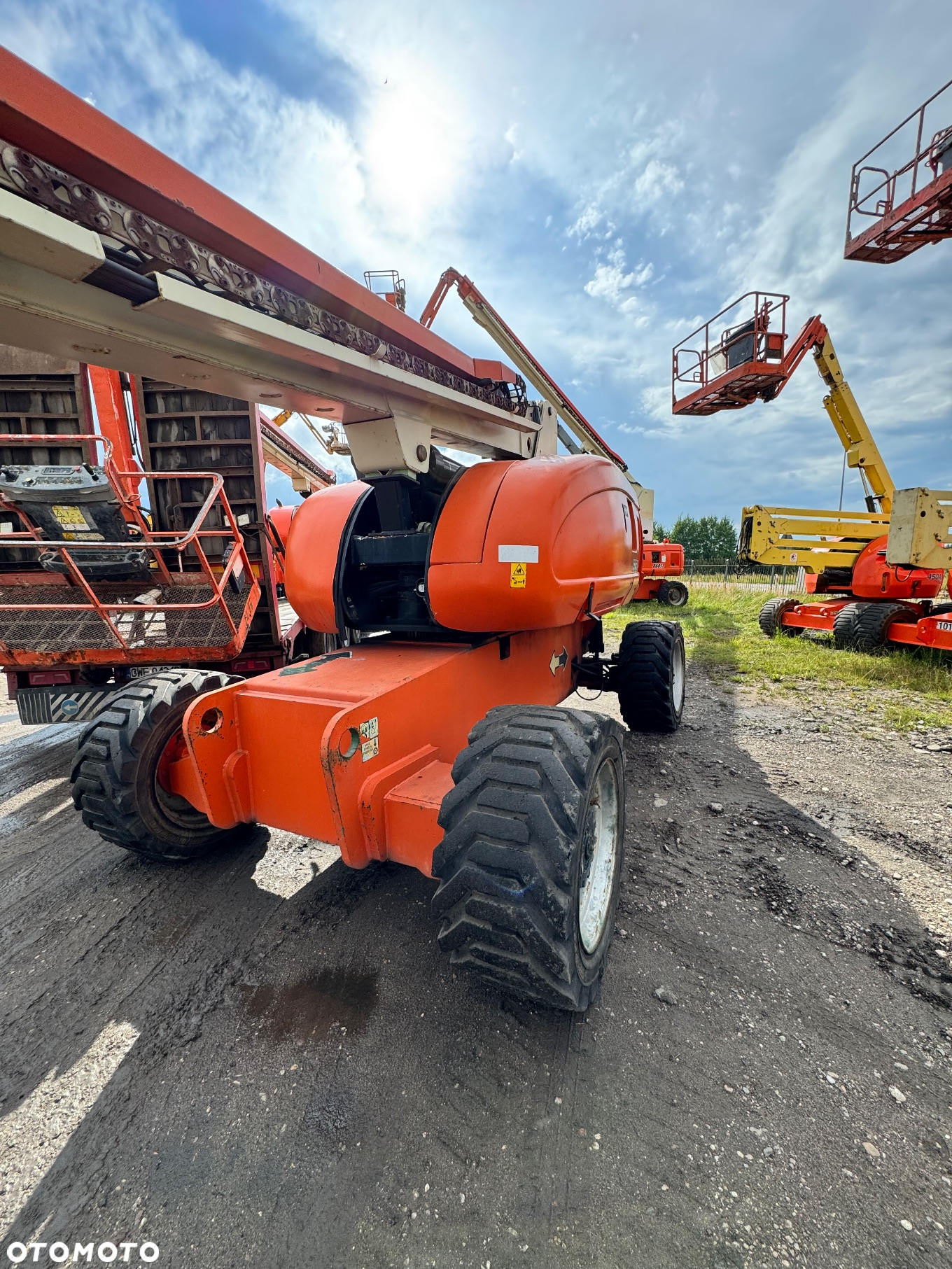JLG 860 - 10