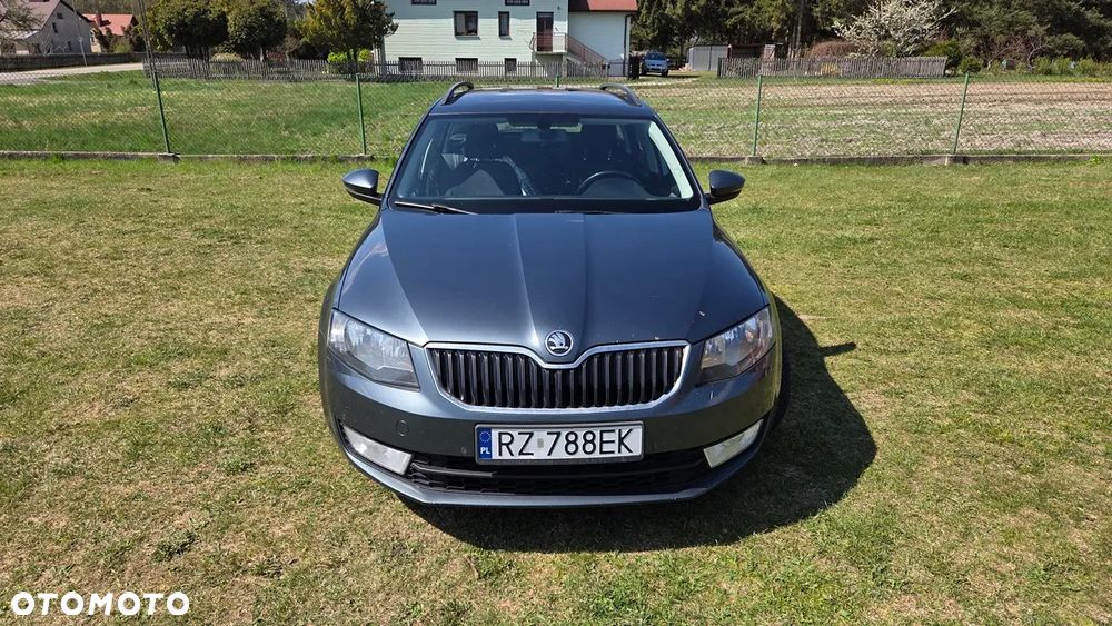 Skoda Octavia 2.0 TDI Style - 3