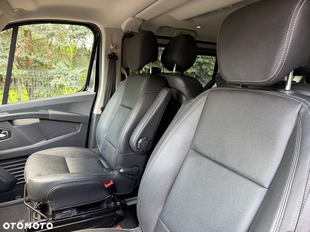 Renault Trafic - 12