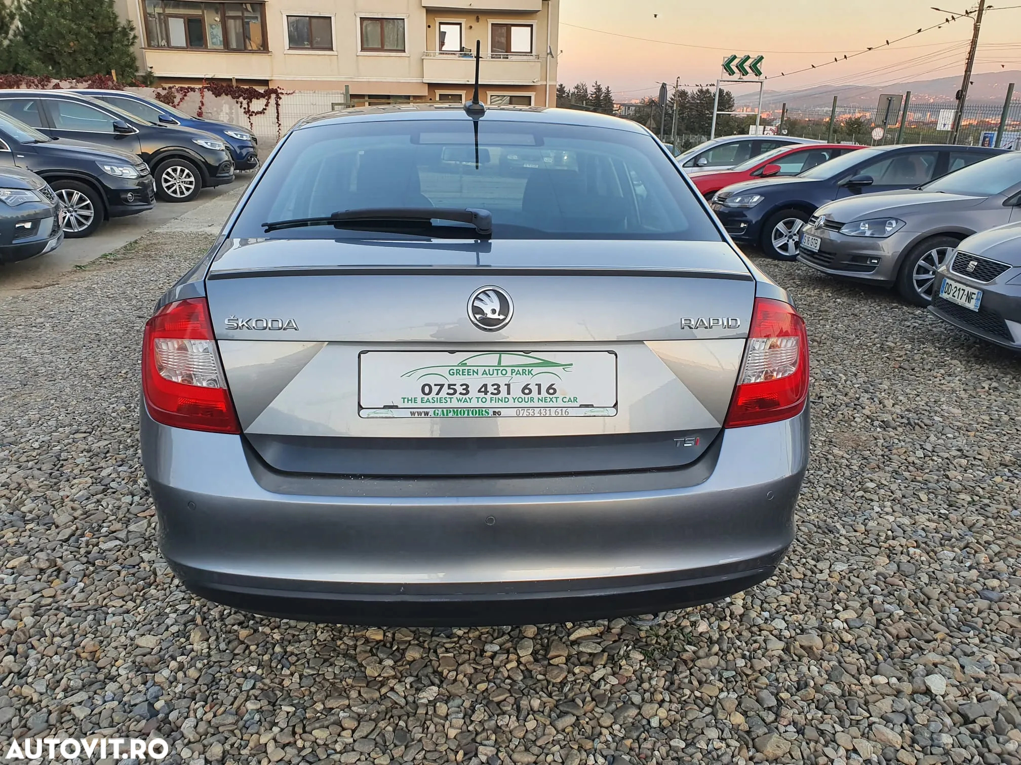 Skoda RAPID Spaceback 1.4 TSI DSG Elegance Green tec - 12