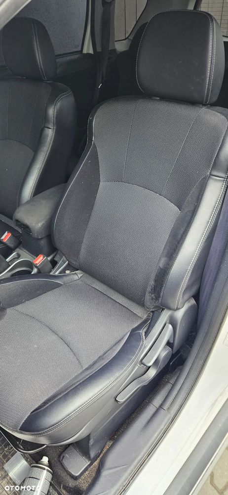 Mitsubishi Outlander 2.0 Invite 2WD EU5 - 11