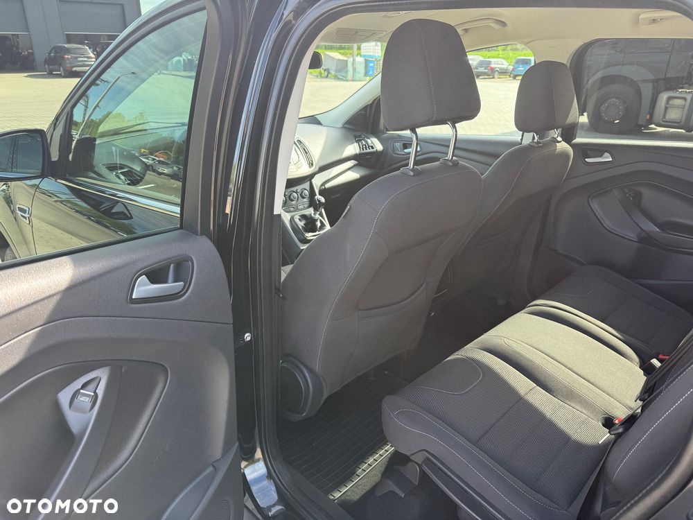 Ford Kuga 1.5 EcoBoost 2x4 SYNC - 16