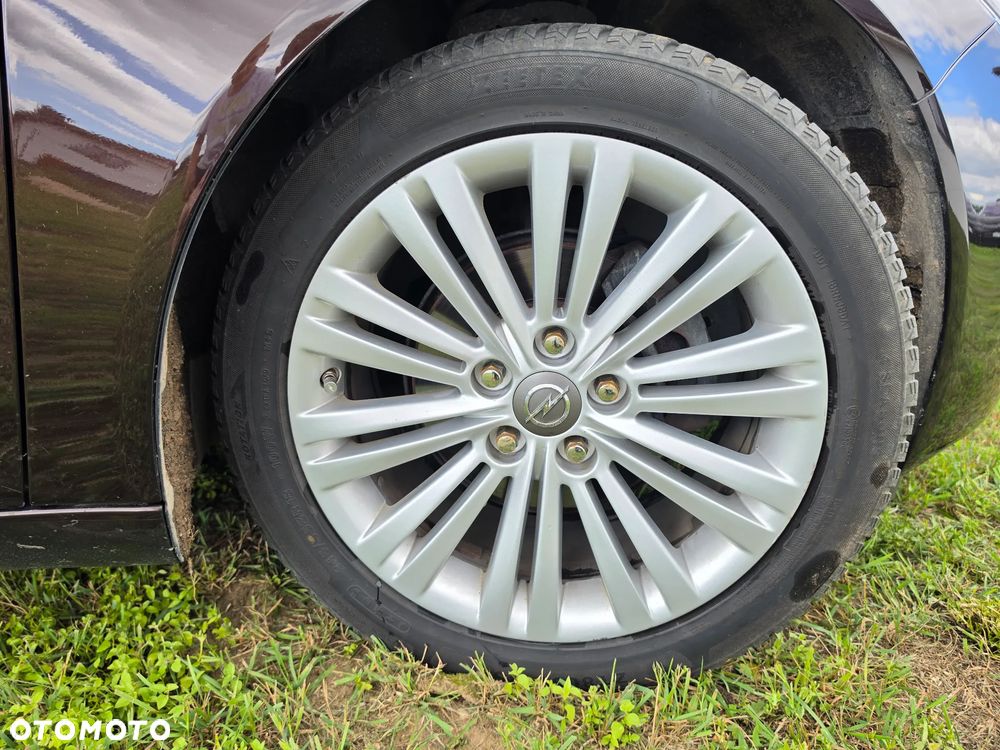 Opel Insignia 1.6 T Cosmo EU6 - 7