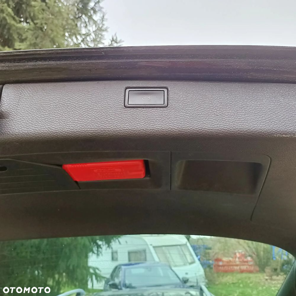 Volkswagen Passat 2.0 TDI Comfortline DSG - 3