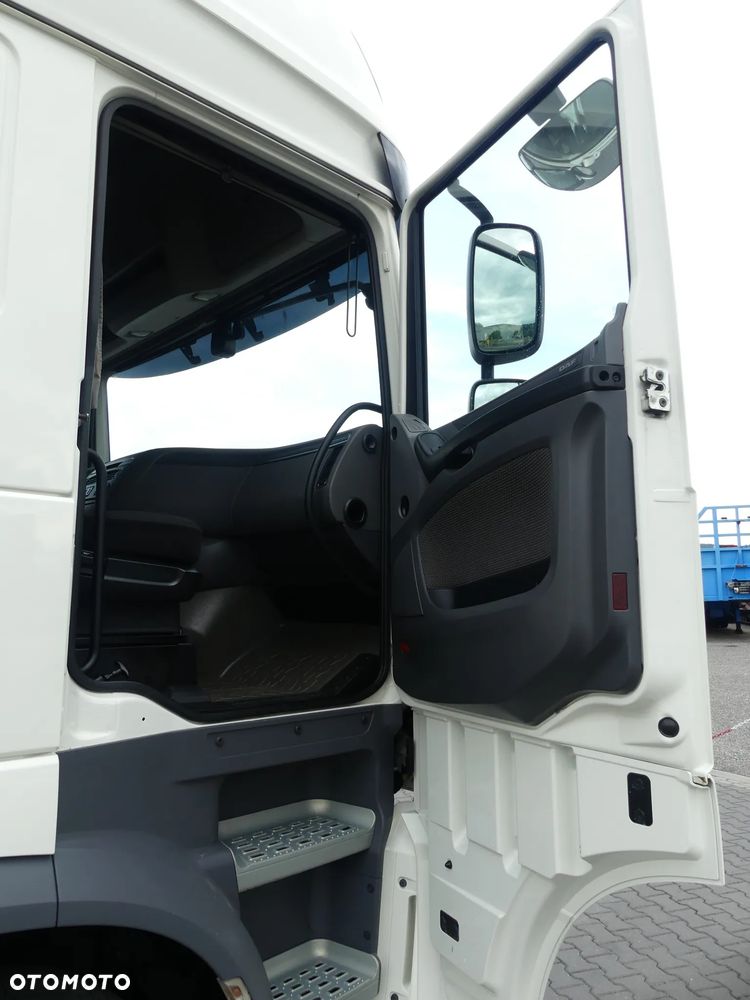 DAF XF 106.460  /  AUTOMAT / SUPER SPACE CAB / - 22