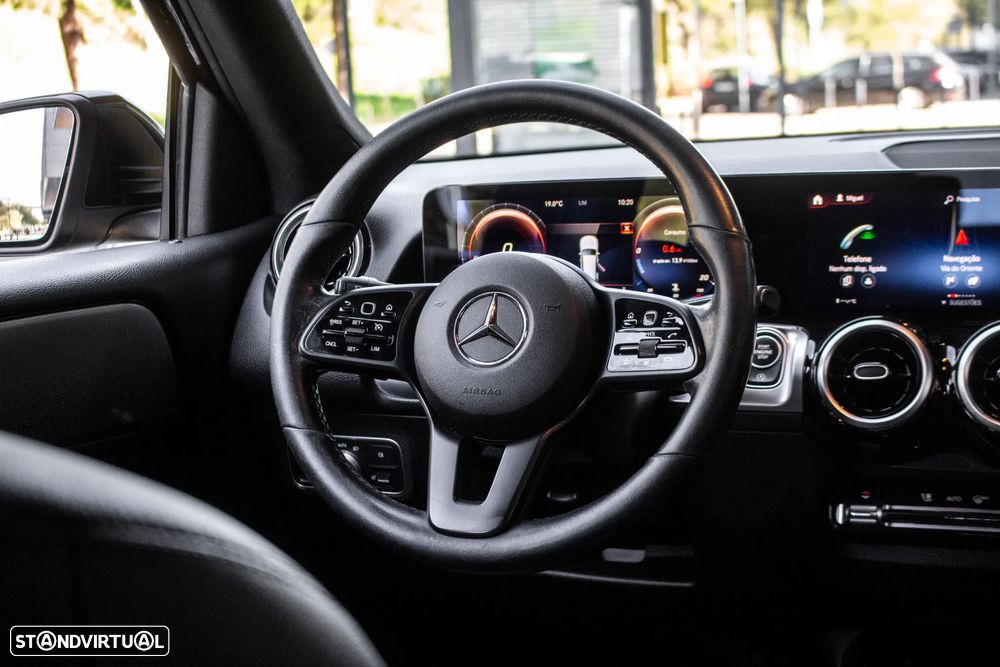 Mercedes-Benz GLB 180 d Progressive - 34