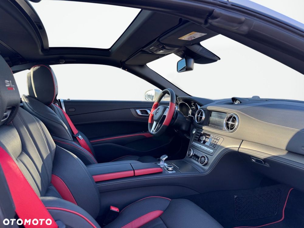 Mercedes-Benz SL - 15