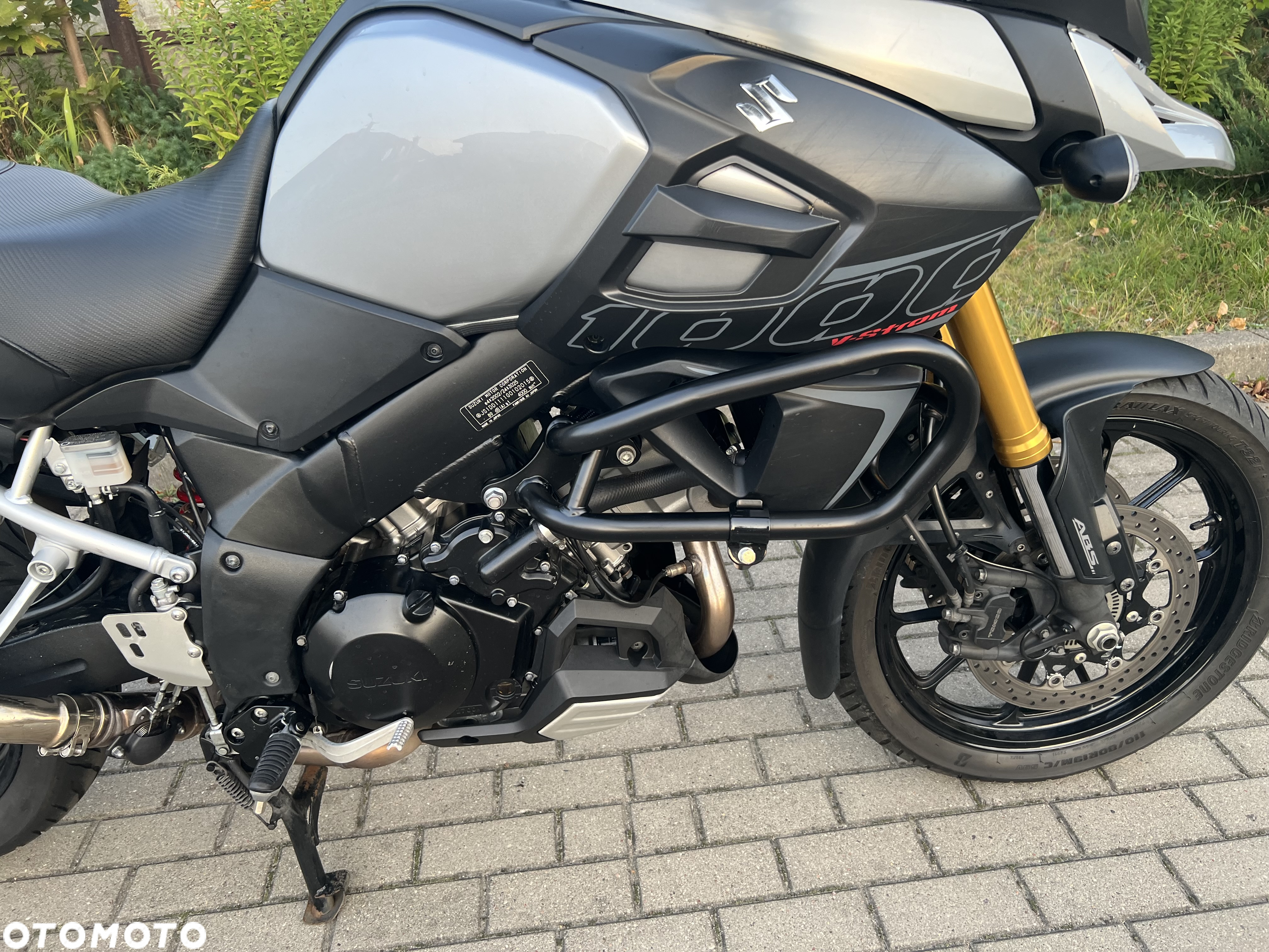 Suzuki DL - 17
