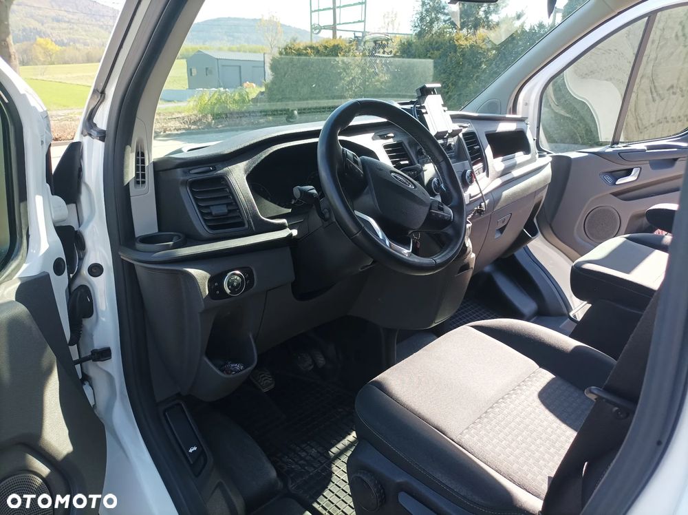 Ford TRANSIT CUSTOM - 16
