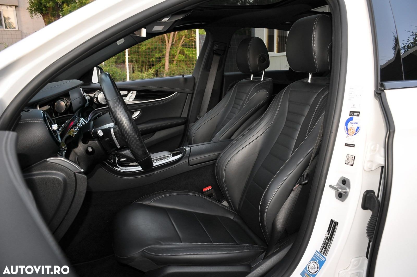 Mercedes-Benz E 400 d 4Matic T 9G-TRONIC AMG Line - 7