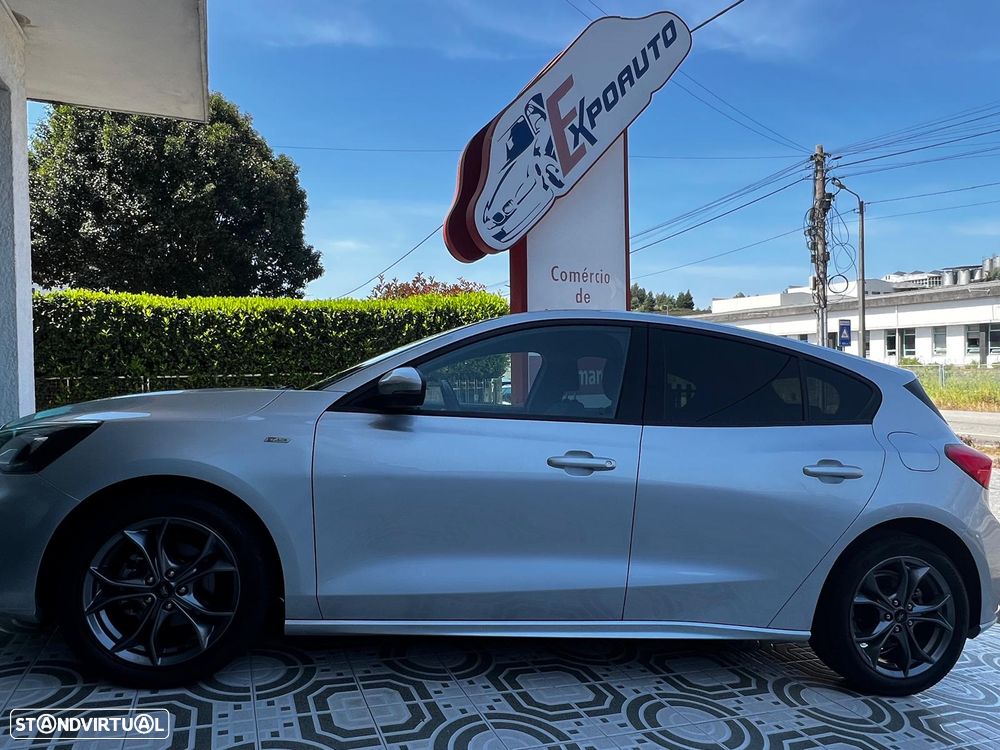 Ford Focus 1.0 EcoBoost MHEV ST-Line X Aut. - 46