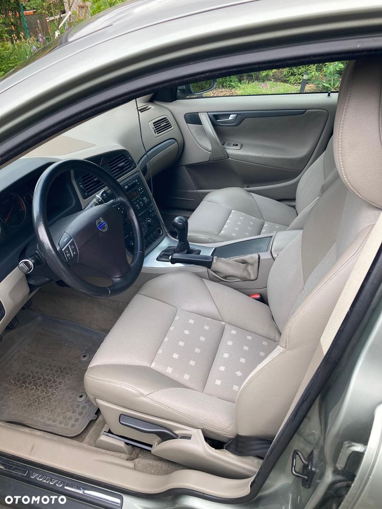 Volvo S60 2.0 T - 10