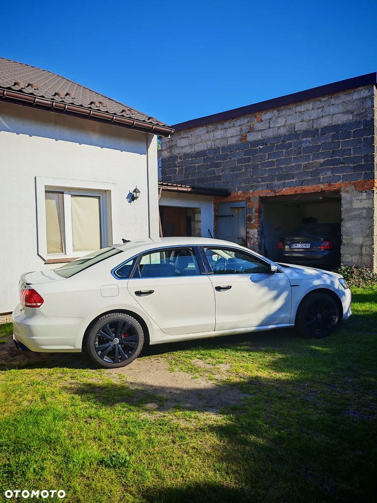 Volkswagen Passat - 5