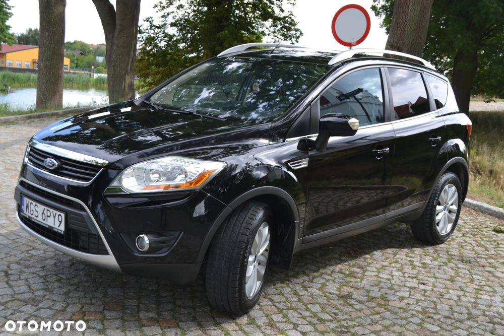 Ford Kuga 2.0 TDCi 2x4 Titanium - 3