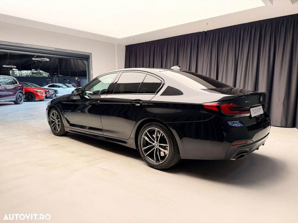 BMW Seria 5 530d xDrive AT MHEV - 19