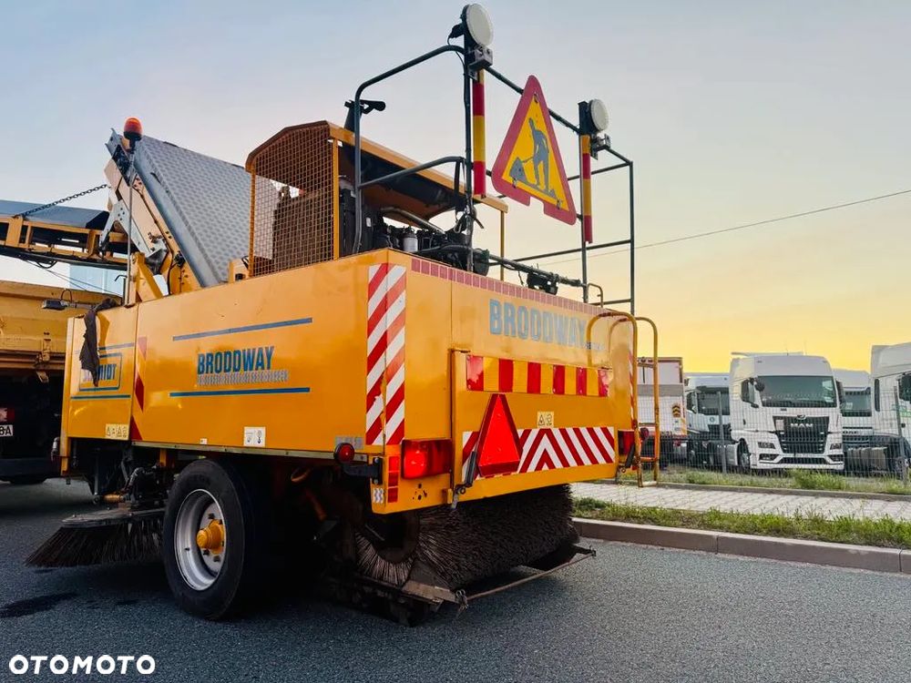 Inny BRODDWAY SENIOR 2000 ZAMIATARKA - 11