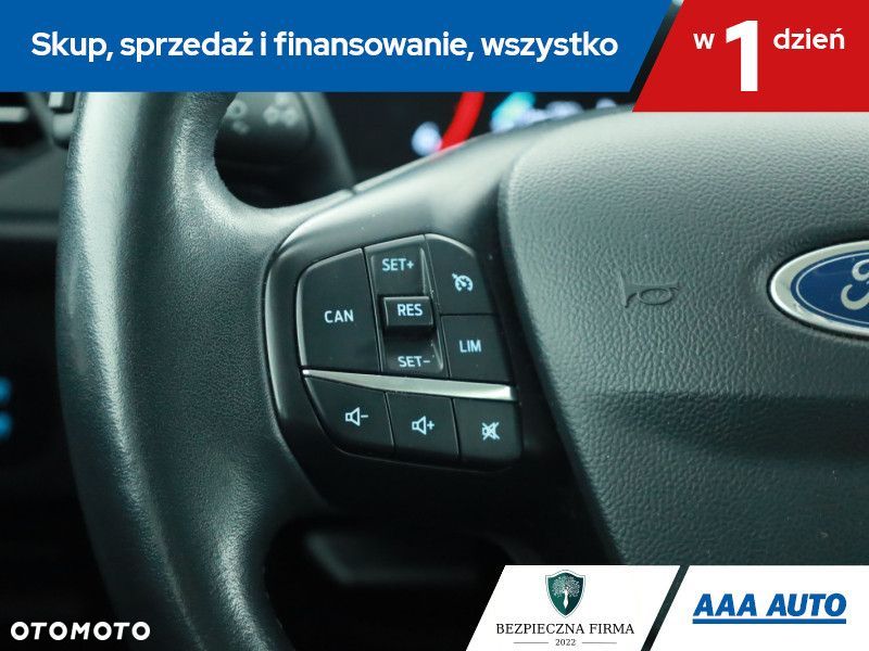 Ford Focus SW - 18