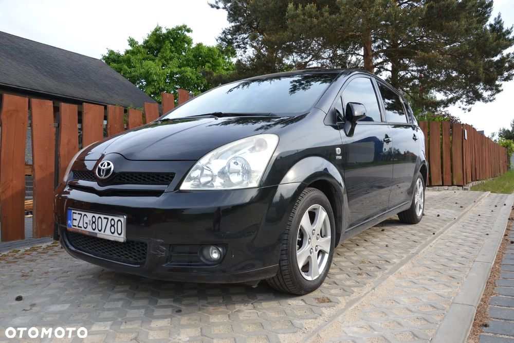 Toyota Verso - 21