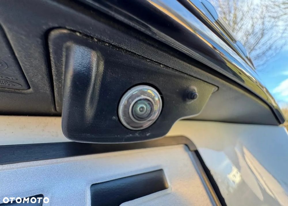 Land Rover Range Rover Velar D200 - 12