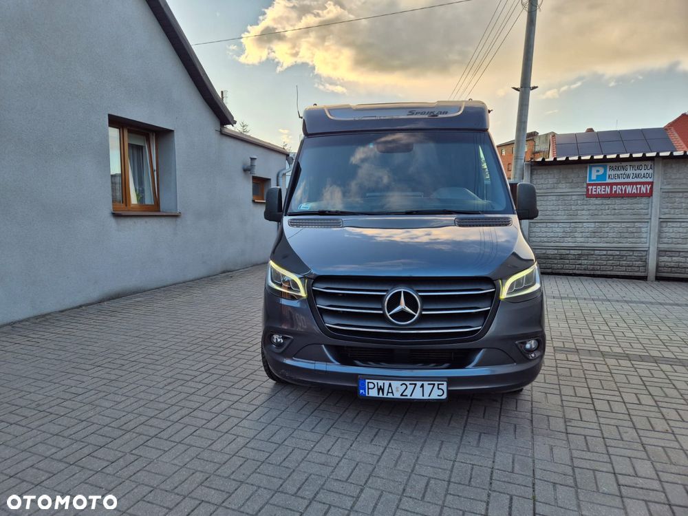 Mercedes-Benz Sprinter - 2