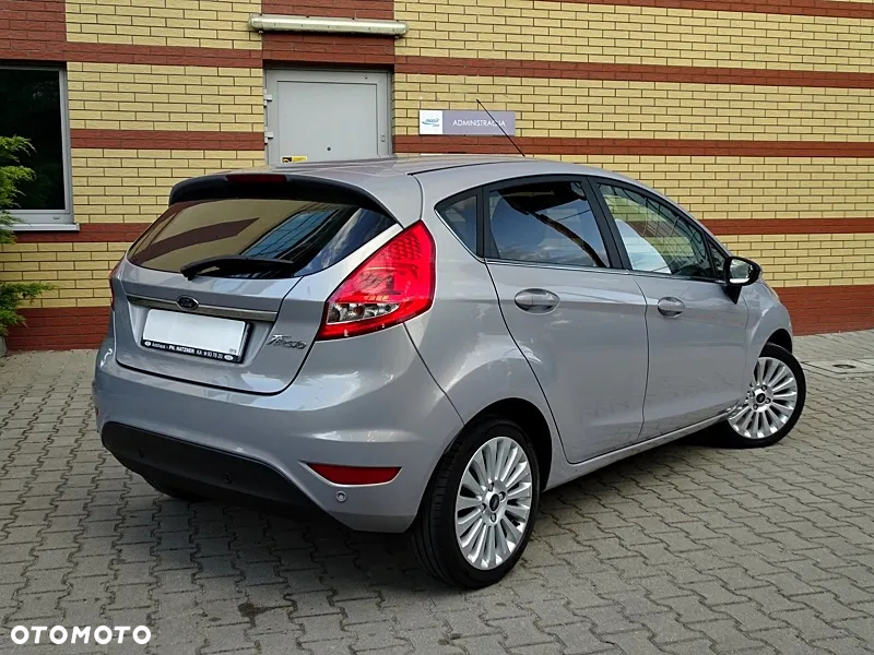 Ford Fiesta 1.25 Titanium X - 4