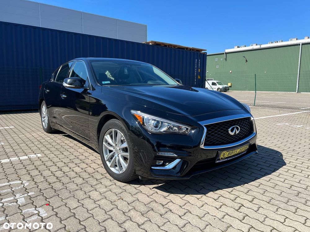 Infiniti Q50 - 2