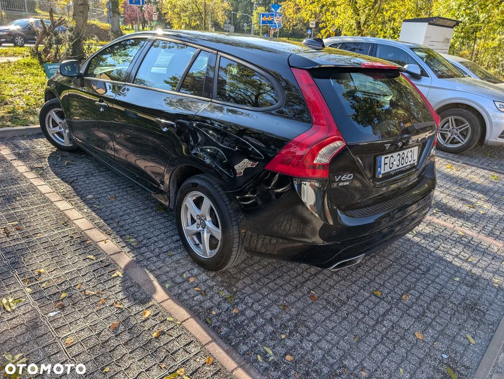 Volvo V60 D4 Drive-E Momentum - 8
