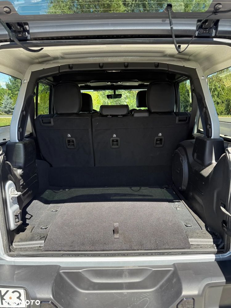 Jeep Wrangler - 19