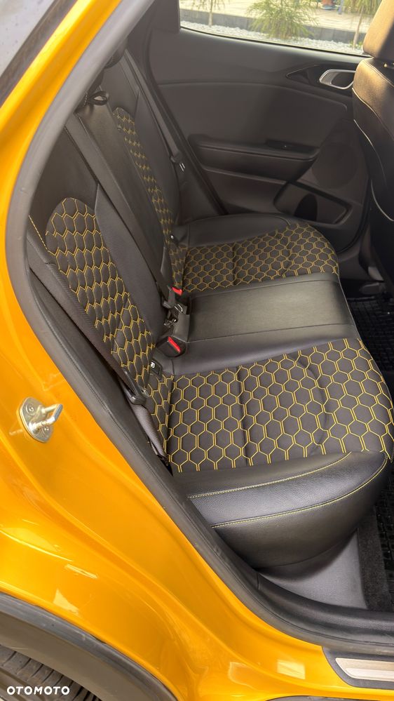 Kia XCeed - 19