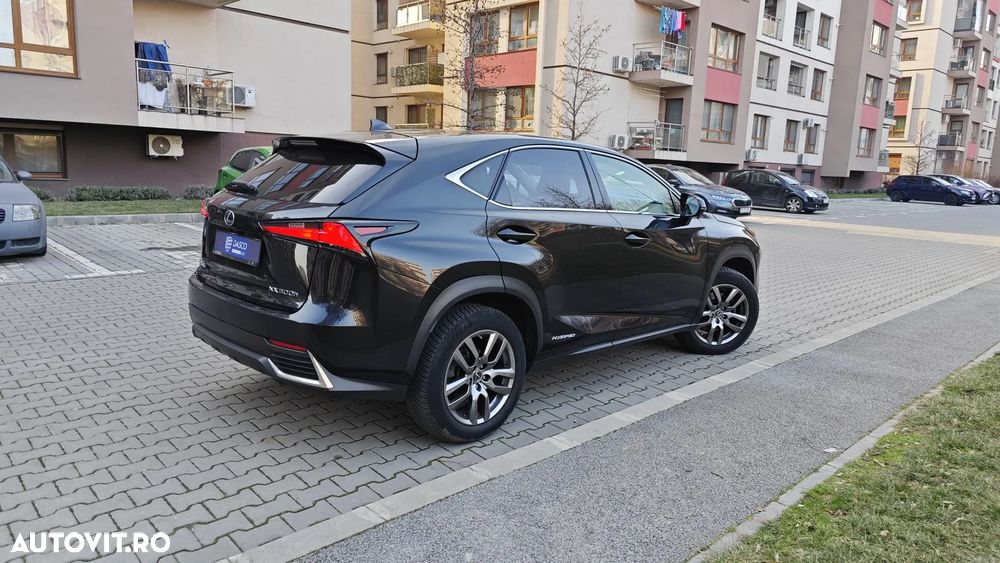Lexus Seria NX 300h Executive Line - 15