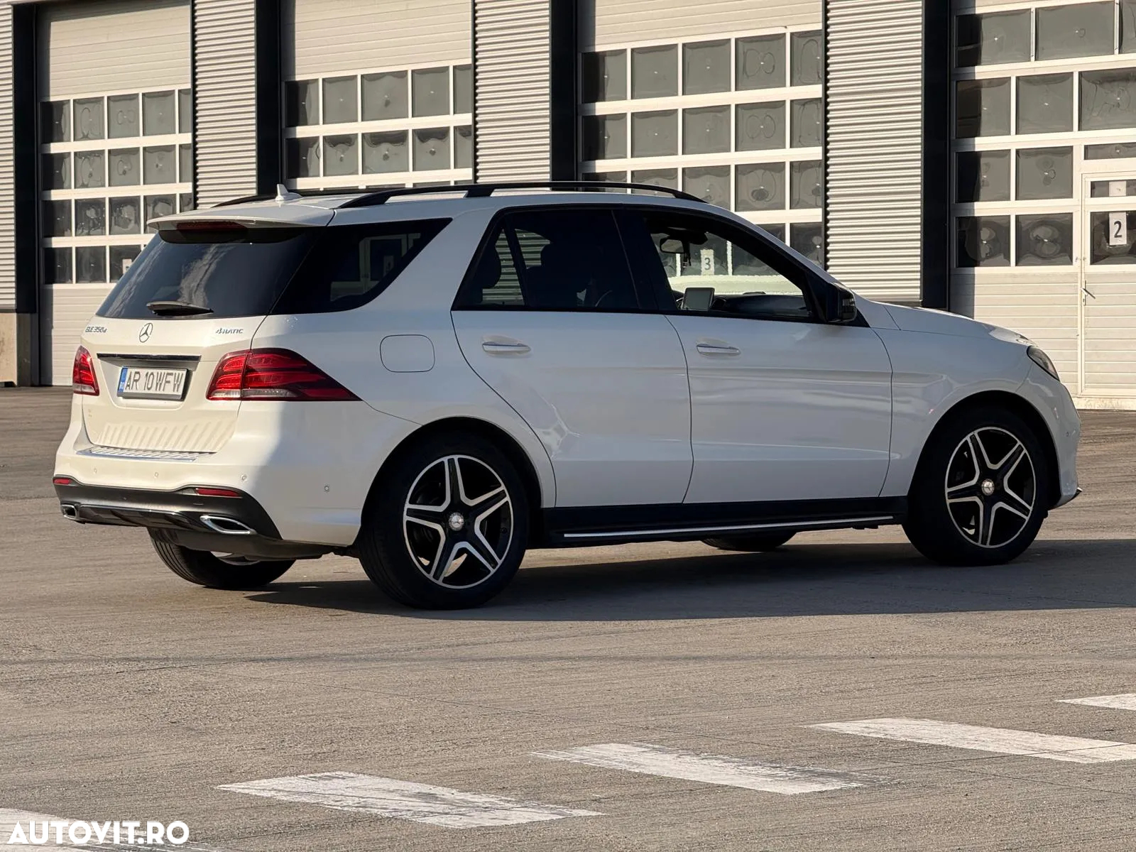 Mercedes-Benz GLE 350 d 4MATIC - 6