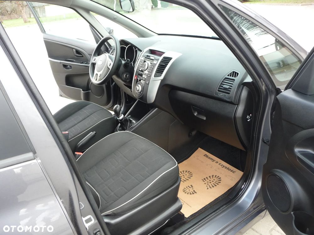 Kia Venga 1.4 CVVT ISG Spirit - 10