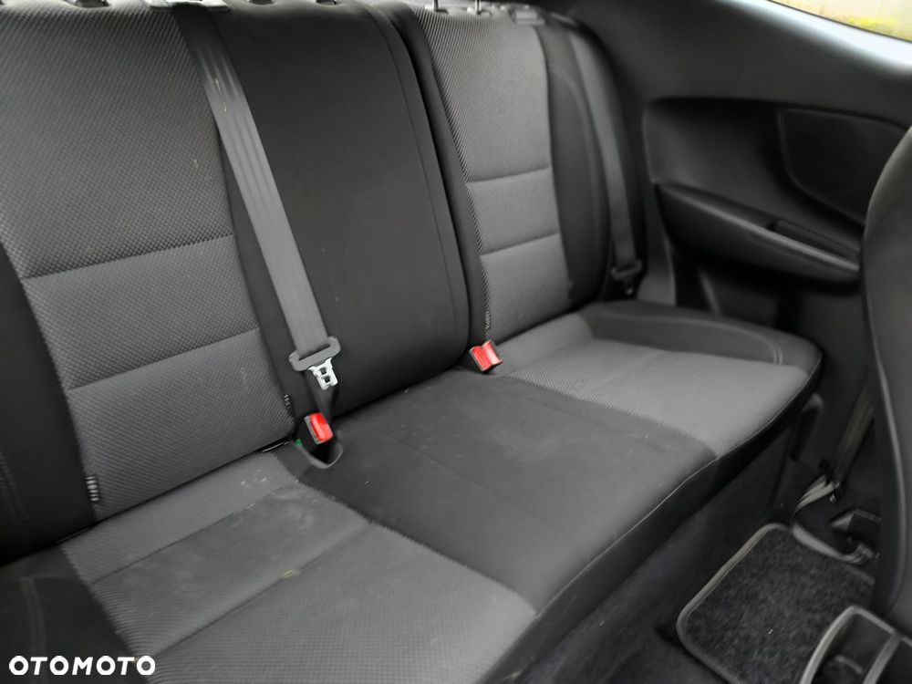 Hyundai i30 i30cw 1.4 Intro Edition - 12